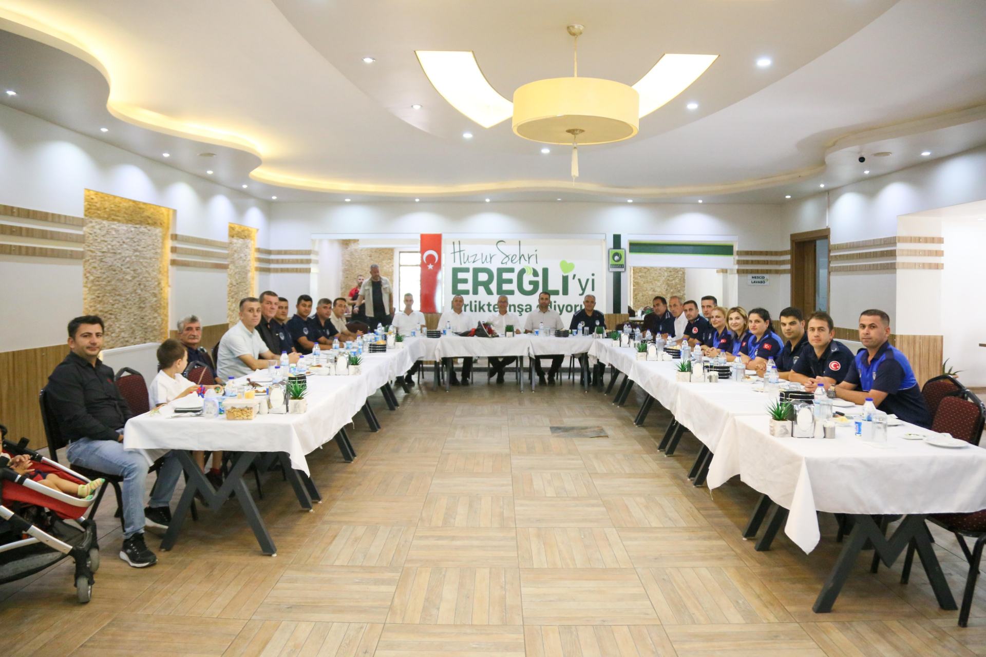 Başkan Akpınar, Zabıta Haftası'nda Zabıta Personeli ile Bir Araya Geldi