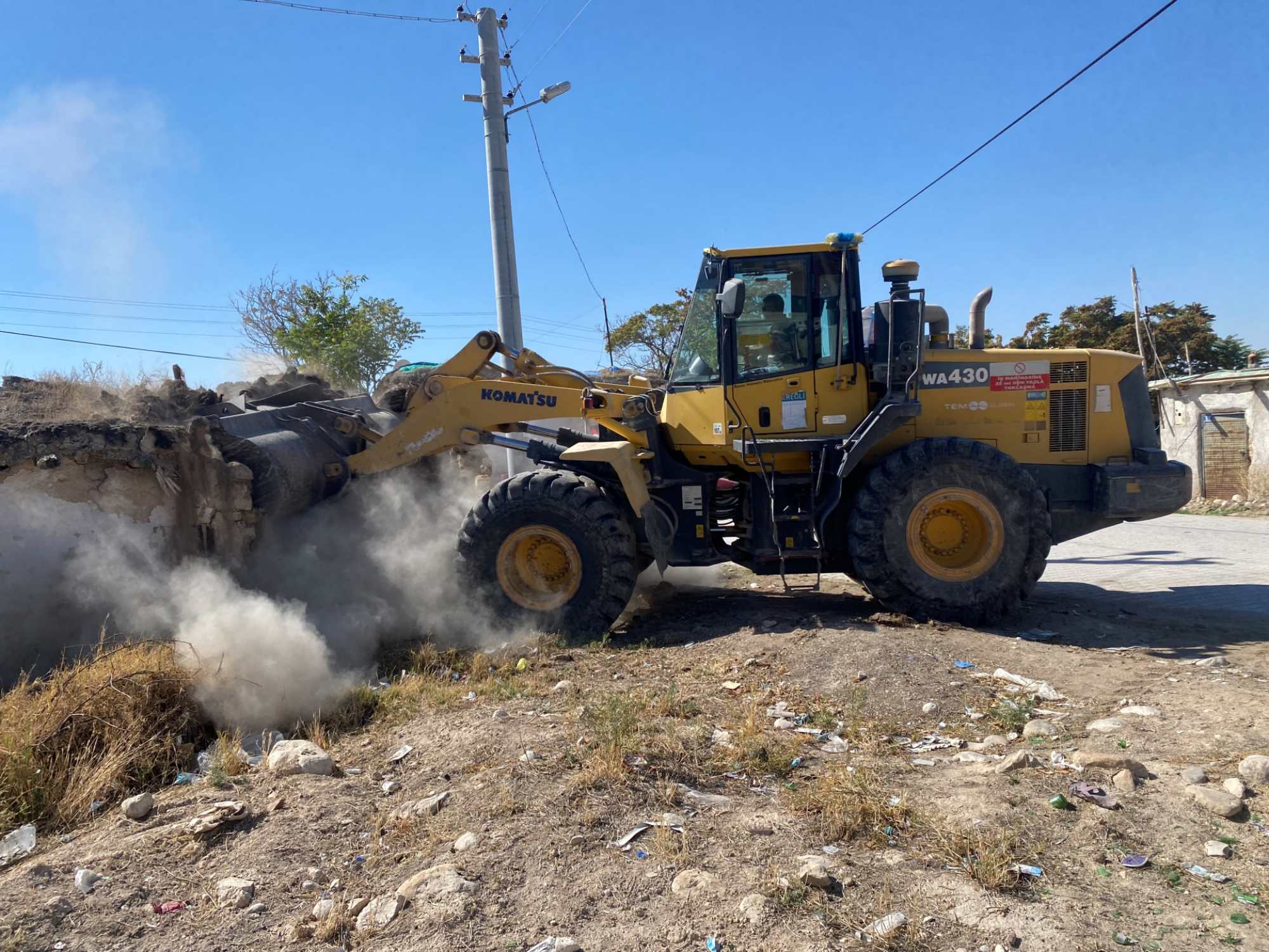 Ereğli Belediyesi’nin Metruk Bina Yıkımları Devam Ediyor