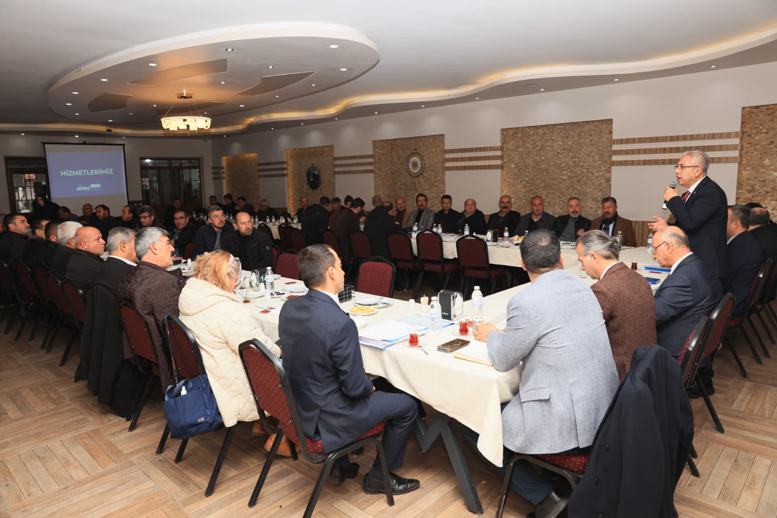 Başkan Akpınar, Mahalle Muhtarlarıyla Bir Araya Geldi