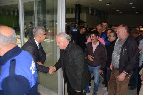 Başkan Akpınar Personelle Bayramlaştı...