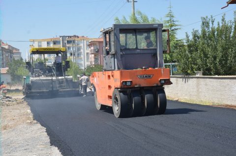 Ereğli Belediyesi Ekipleri Sezonun İlk Sıcak Asfalt Çalışmasını Gerçekleştirdi