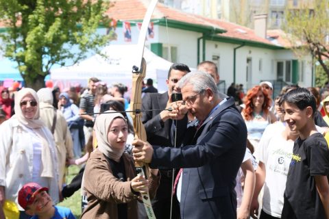 Ereğli’de 23 Nisan Coşkusu! Çocuklar Şenlikte Doyasıya Eğlendi