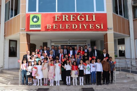 Ereğli’de 23 Nisan Coşkusu! Çocuklar Şenlikte Doyasıya Eğlendi
