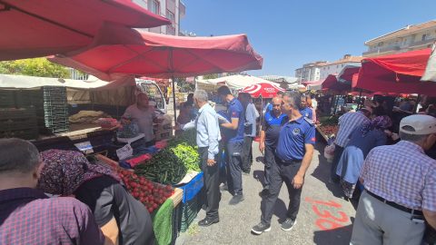 Zabıta Ekiplerinden Pazar Yerlerinde Sıkı Denetim