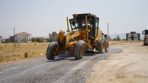Ereğli Belediyesi Yol Yapım ve Onarım Çalışmalarını Aralıksız Sürüyor