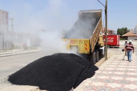 Ereğli Belediyesi Yol Yapım ve Onarım Çalışmalarını Aralıksız Sürüyor