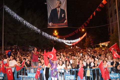 Ereğli’de Zafer Bayramı Coşkuyla Kutlandı