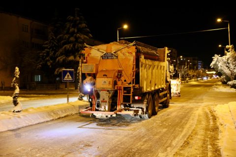 Ereğli Belediyesi’nden Yoğun Karla Mücadele