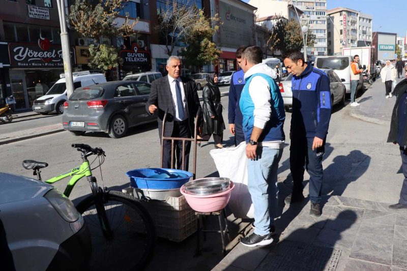 İşgal Edilen Kaldırımlara Zabıta Denetimi
