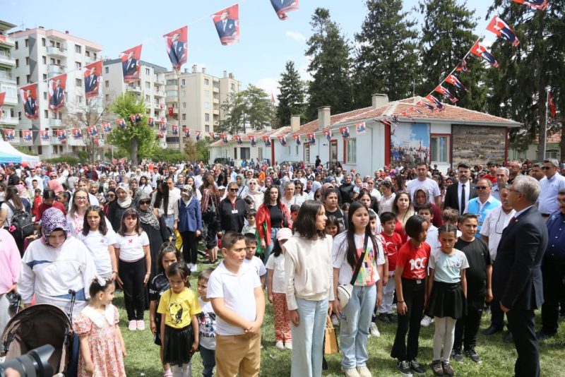 Ereğli’de 23 Nisan Coşkusu! Çocuklar Şenlikte Doyasıya Eğlendi