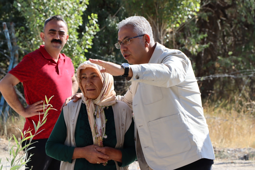 Ereğli Belediyesi Yol Bakım ve Onarım Çalışmalarına Devam Ediyor